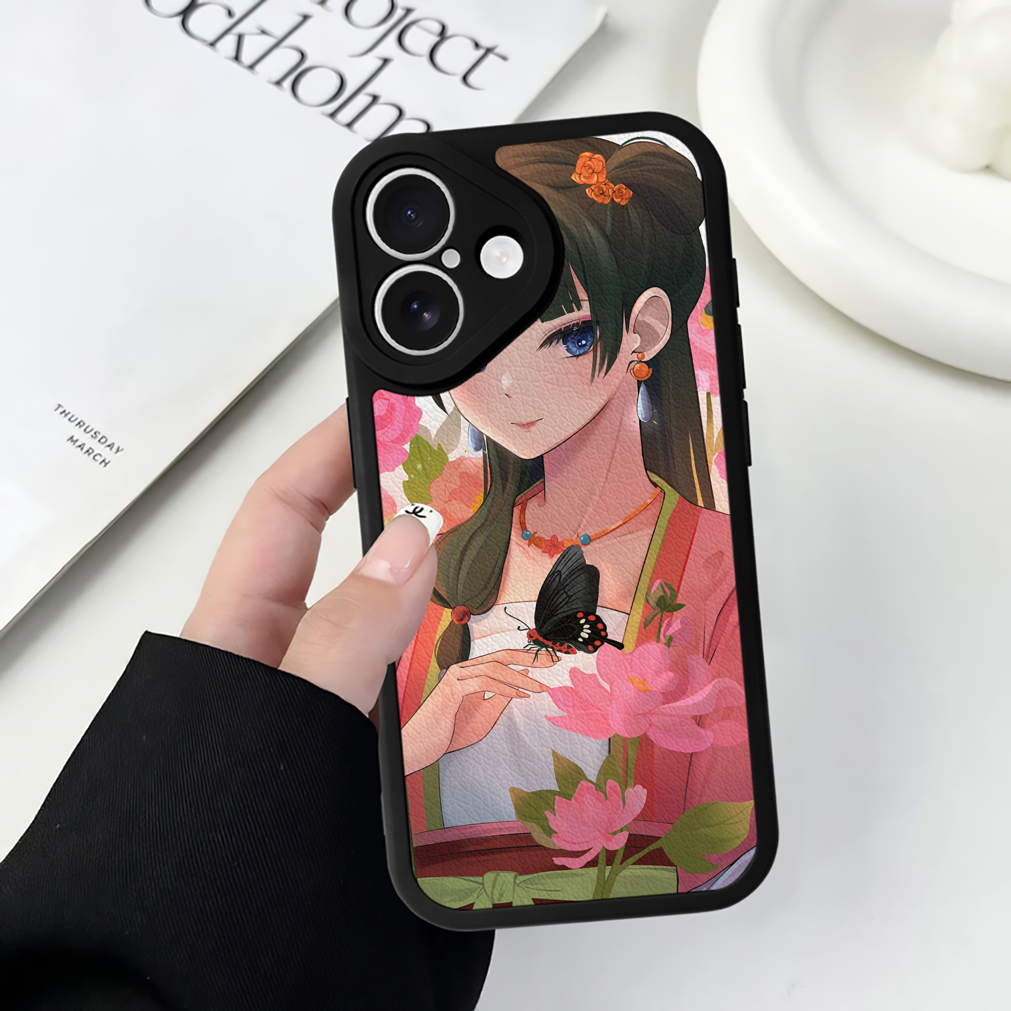 （画像用） 薬屋のひとりごと The Apothecary Diaries 【iPhone 16シリーズ対応】シリコンスマホケース（レザー調） 材質：シリコン